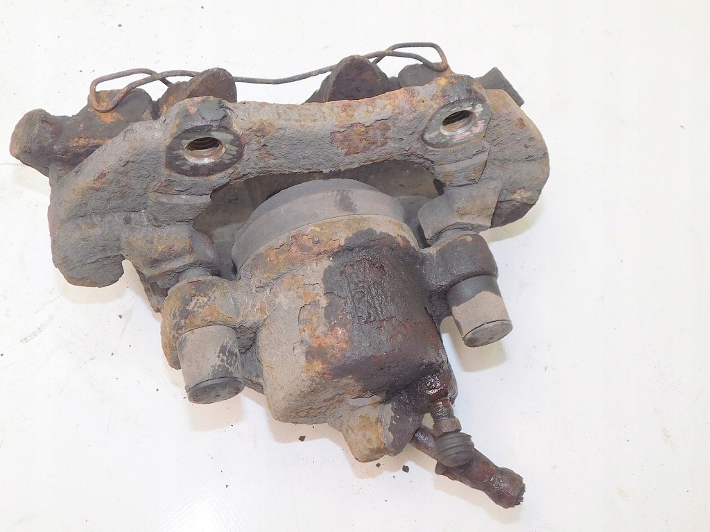 фото №7, Ford focus c-max i 06r суппорт тормозной левый перед