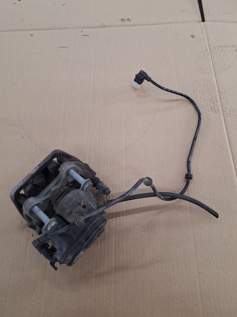 фото №1, Суппорт с двигатель тормоза ручного левый задняя mercedes s klasa w222