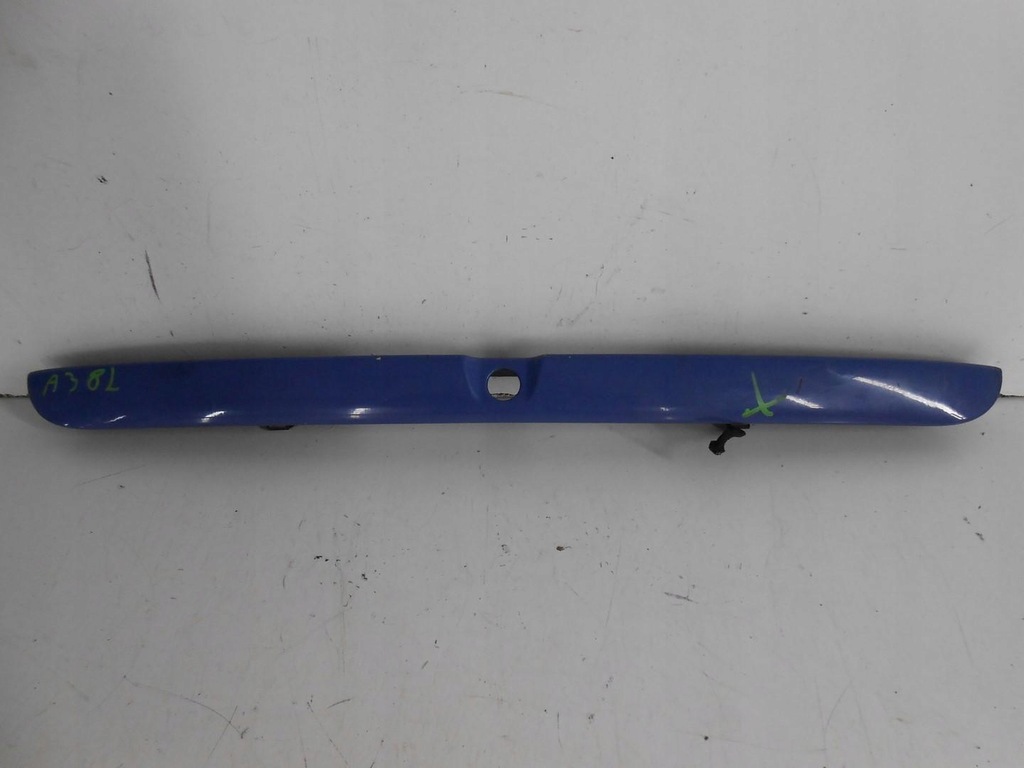 фото №1, Молдинг накладка крышки задняя audi a3 8l #