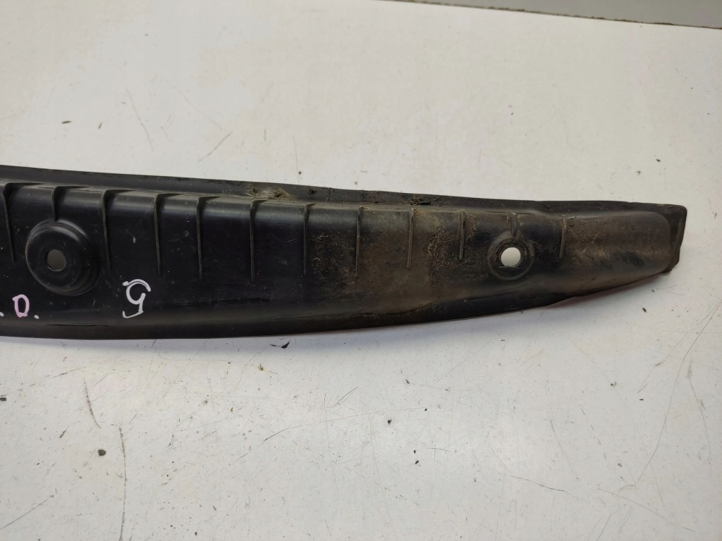 Молдинг крила права сторона mercedes-benz ml w164 a1648890425 Київ