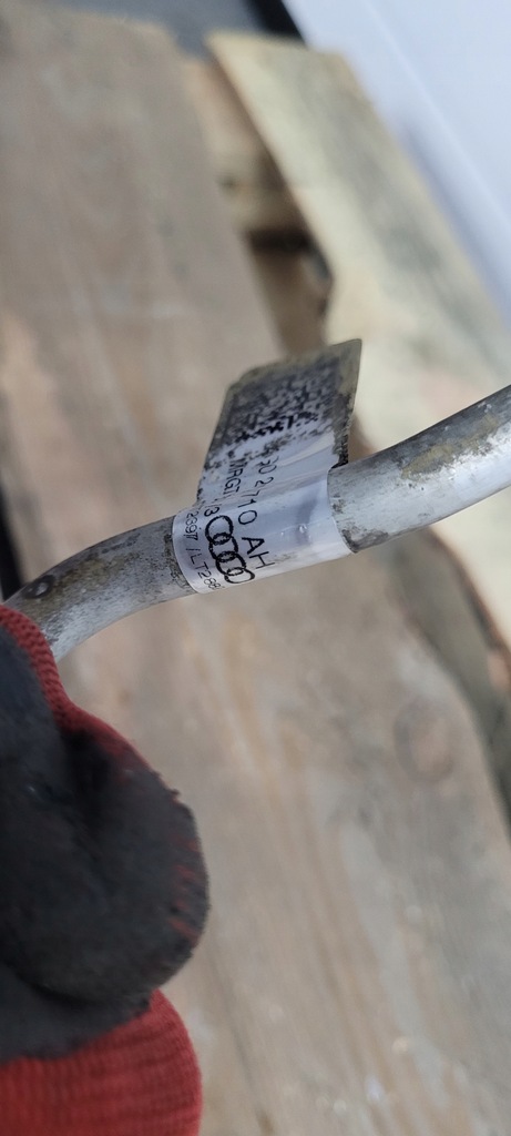 фото №8, Шланг кондиционера audi a6 11-