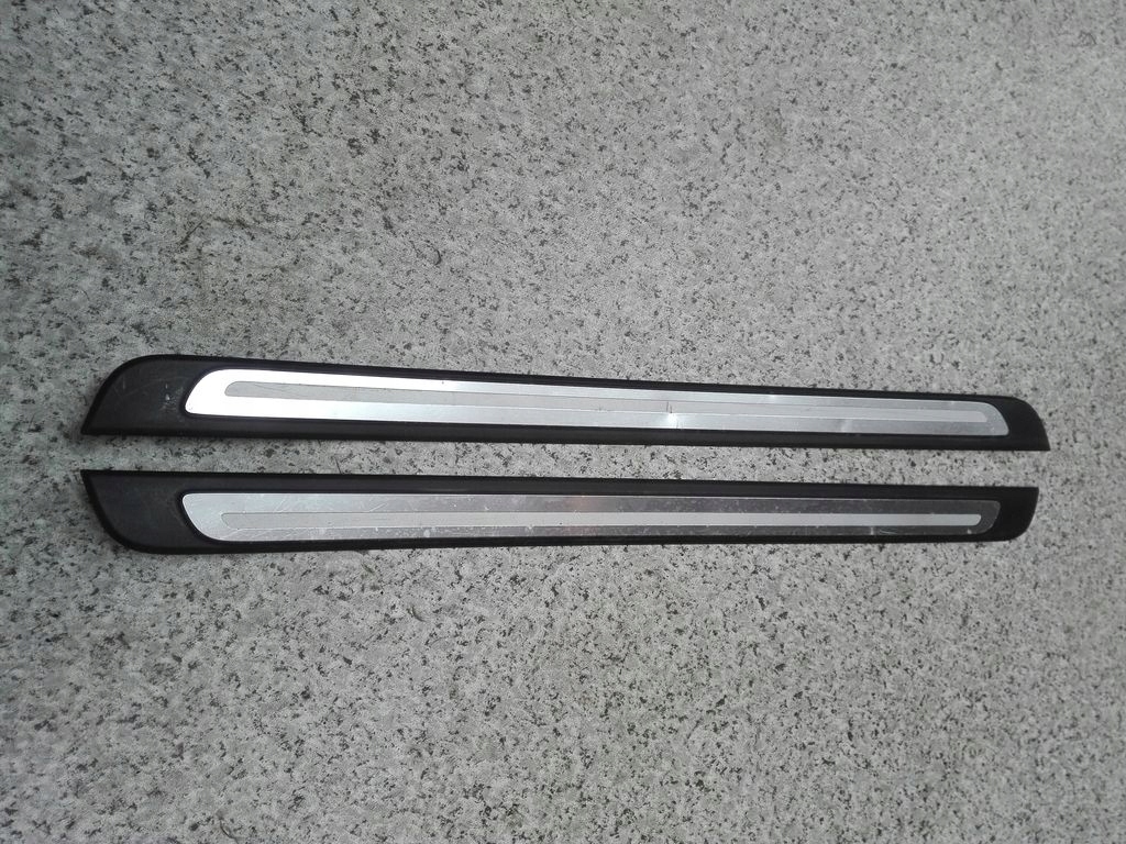 фото №1, Молдинг порог - audi a1 3d 8x 8x3853373c