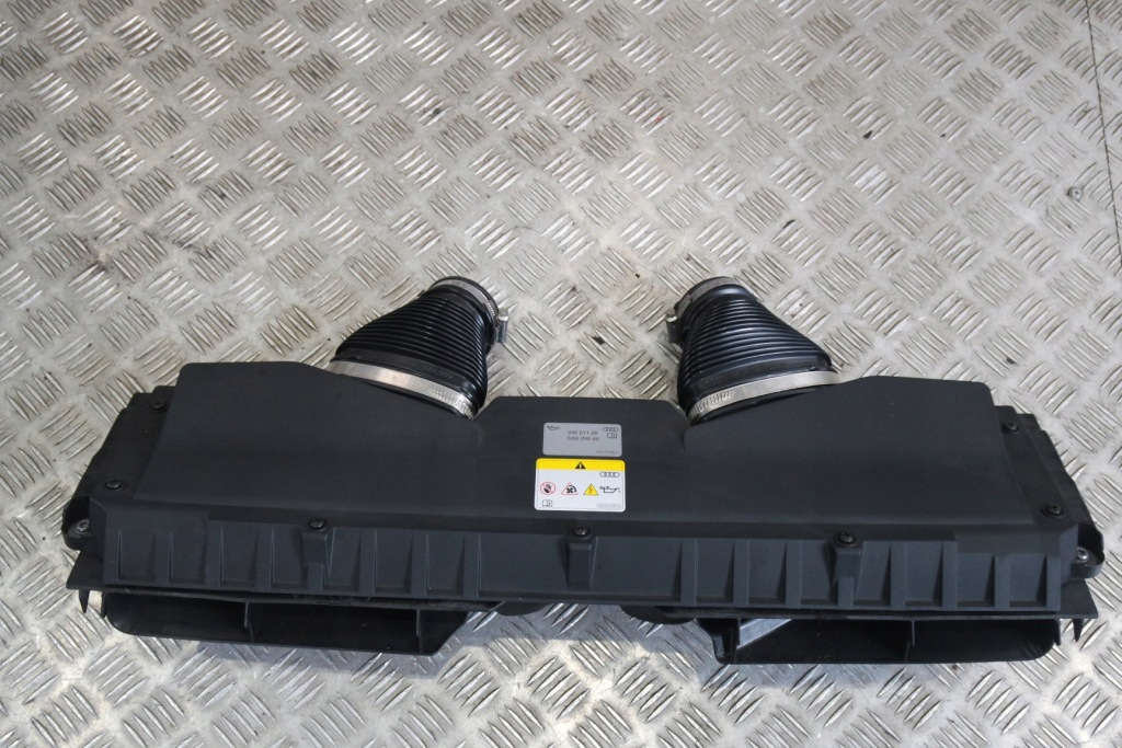 фото №1, Корпус фильтра фильтр rs6 audi 4k 4k0133837ag