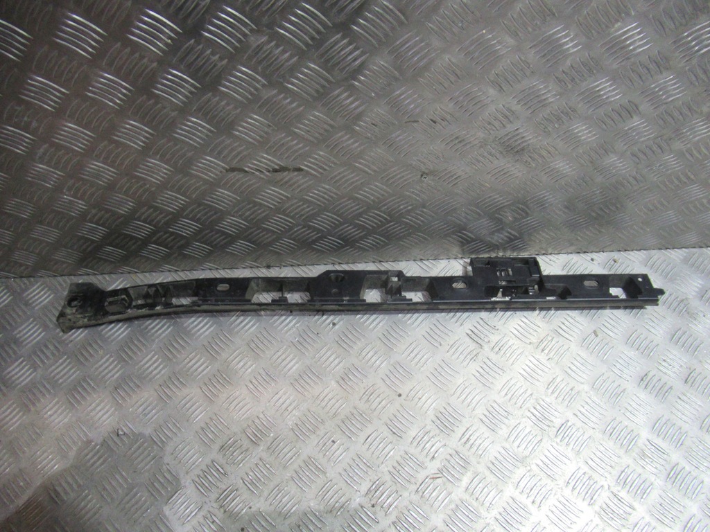 фото №7, Porsche macan направляющая направляющие кронштейн порог