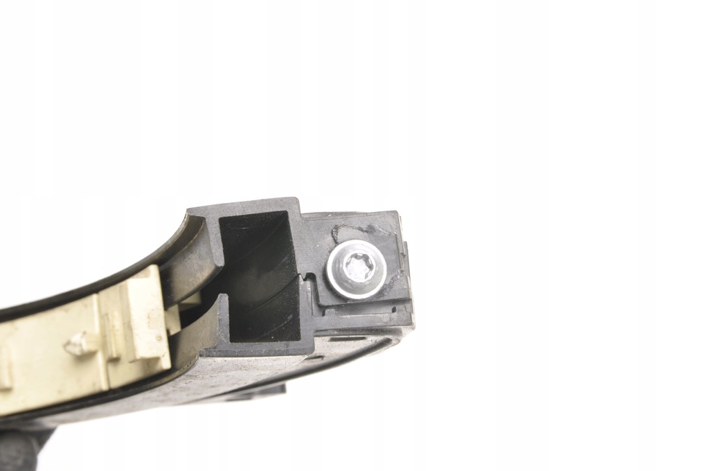 фото №6, Bmw 1 f40 1.5 моторчик жалюзи ловушка воздуха