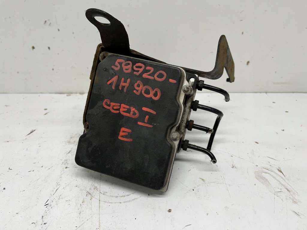 фото №1, Kia ceed i lift насос abs 589201h900 2011r