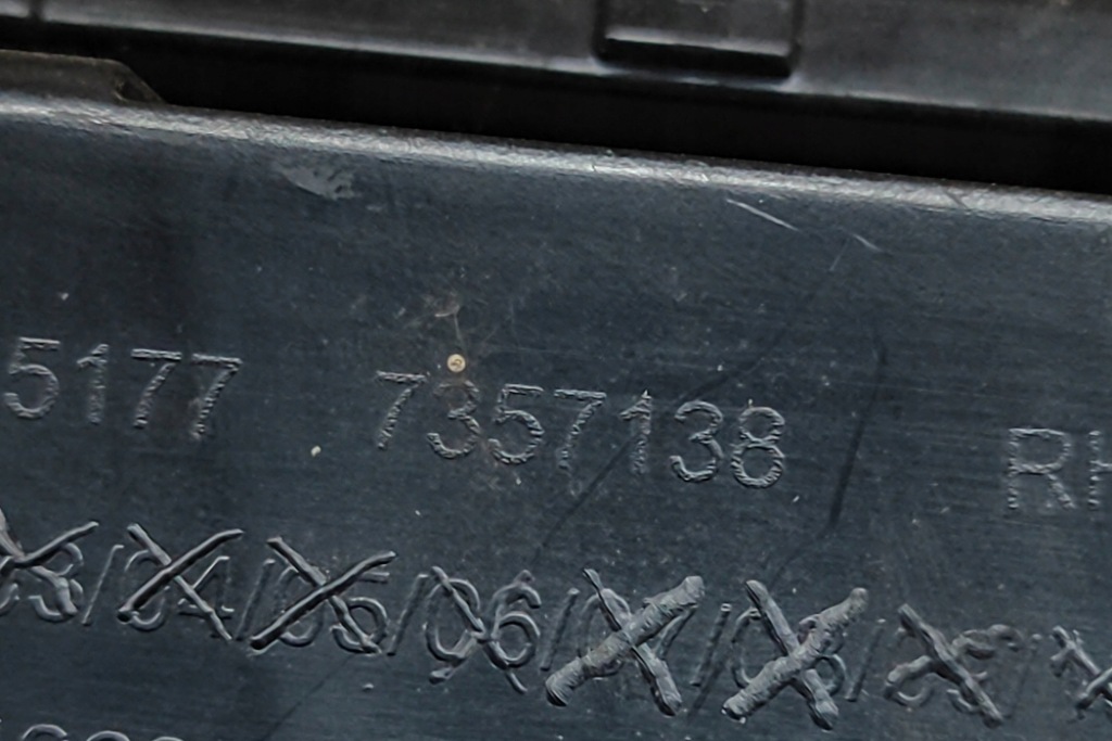 фото №6, Bmw 7 g11 правая сторона защита боковой задний кронштейн 7357138 2014 23986485