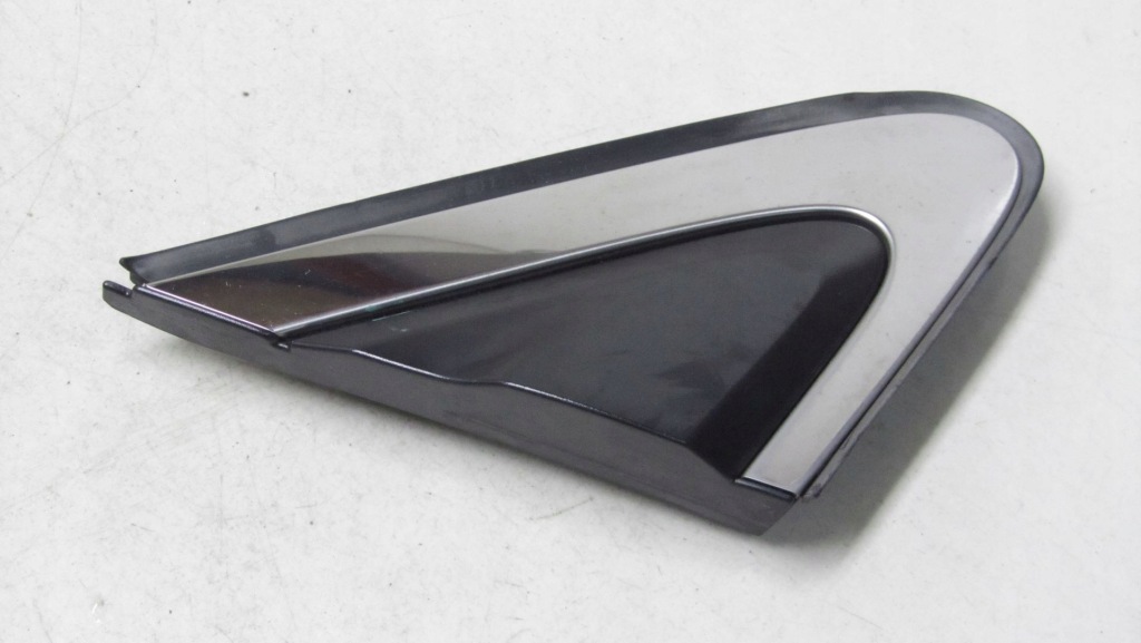 фото №1, Honda cr-v iv треугольник заглушка крыла правая 12-