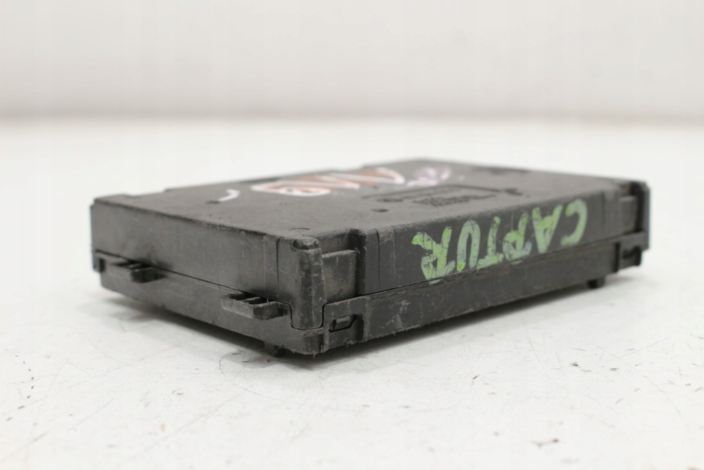 Модуль bcm 284b16557r renault captur с Разборки