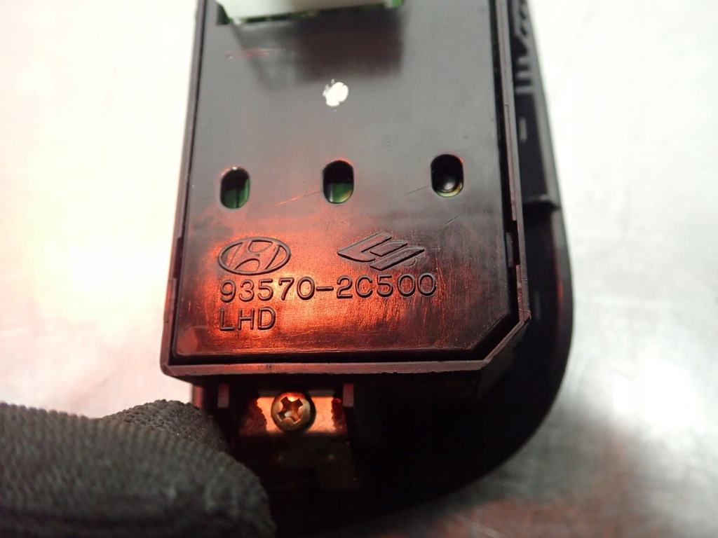 фото №6, Панель керування вікон hyundai coupe ii