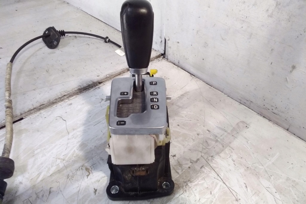 фото №9, Механізм перемикання передач volvo v70 ii sw p30759122 2.4l дизель 136kw 2008