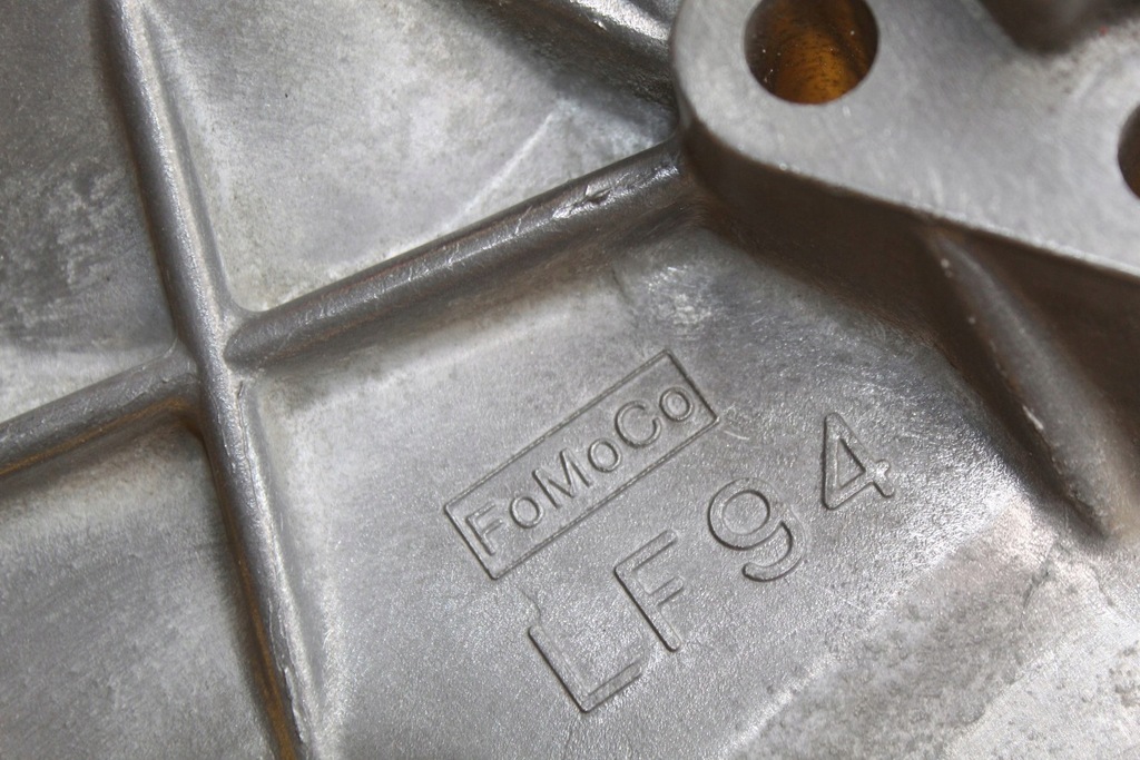 фото №10, Захист корпус кришка розподільного валу mazda 6 ii gh 1.8 16 v l8 11 s5209 lf94