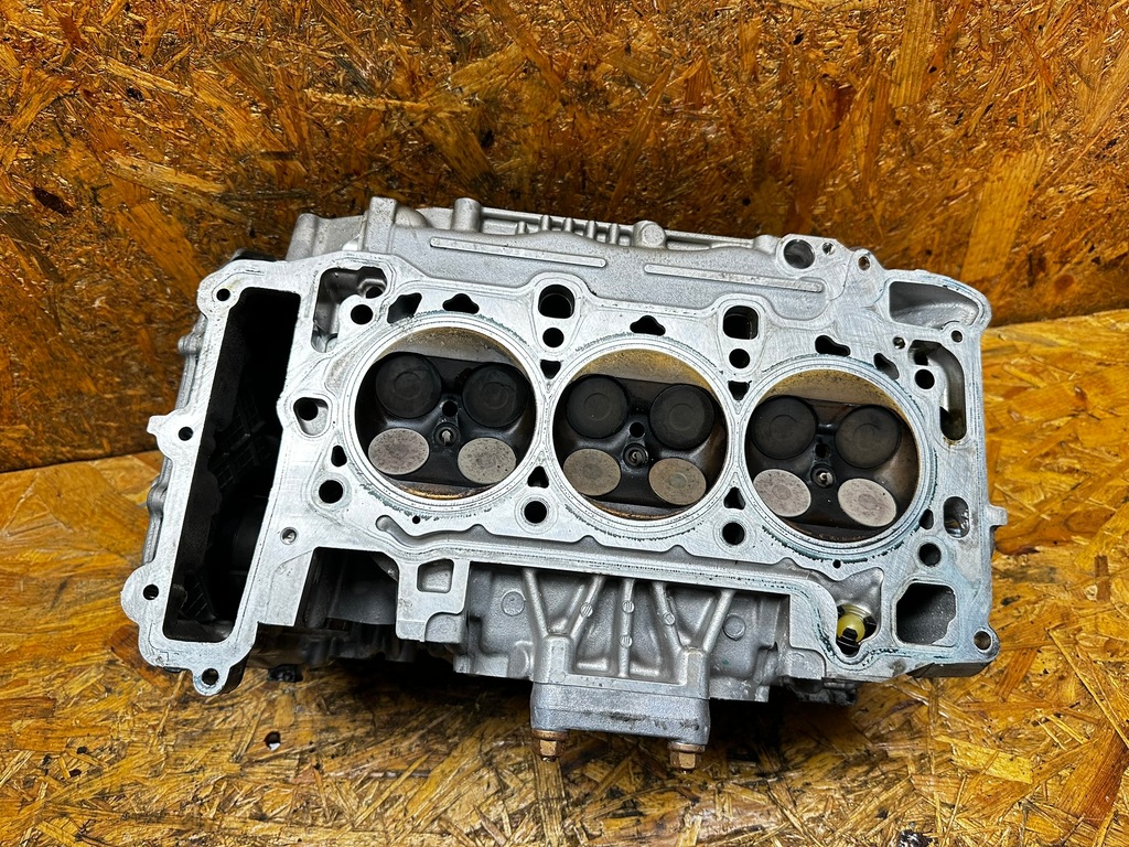 фото №14, Головка комплектна права audi rs4 panamera 2.9 3.0 tfsi 06m103404af