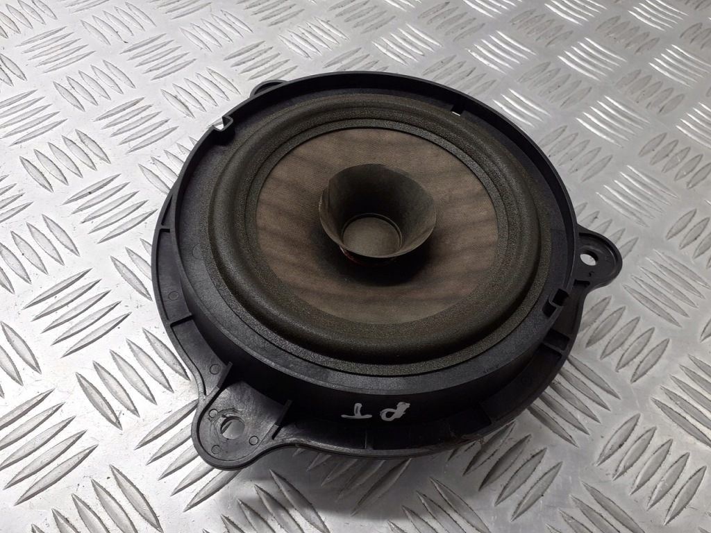 фото №1, Динамик правый задняя nissan primera p12 28156-av700