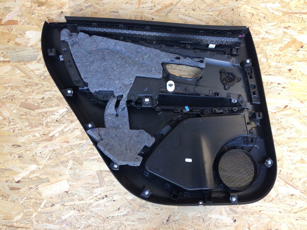 фото №5, Обшивка правий задня шкіра led шторка grand scenic iv