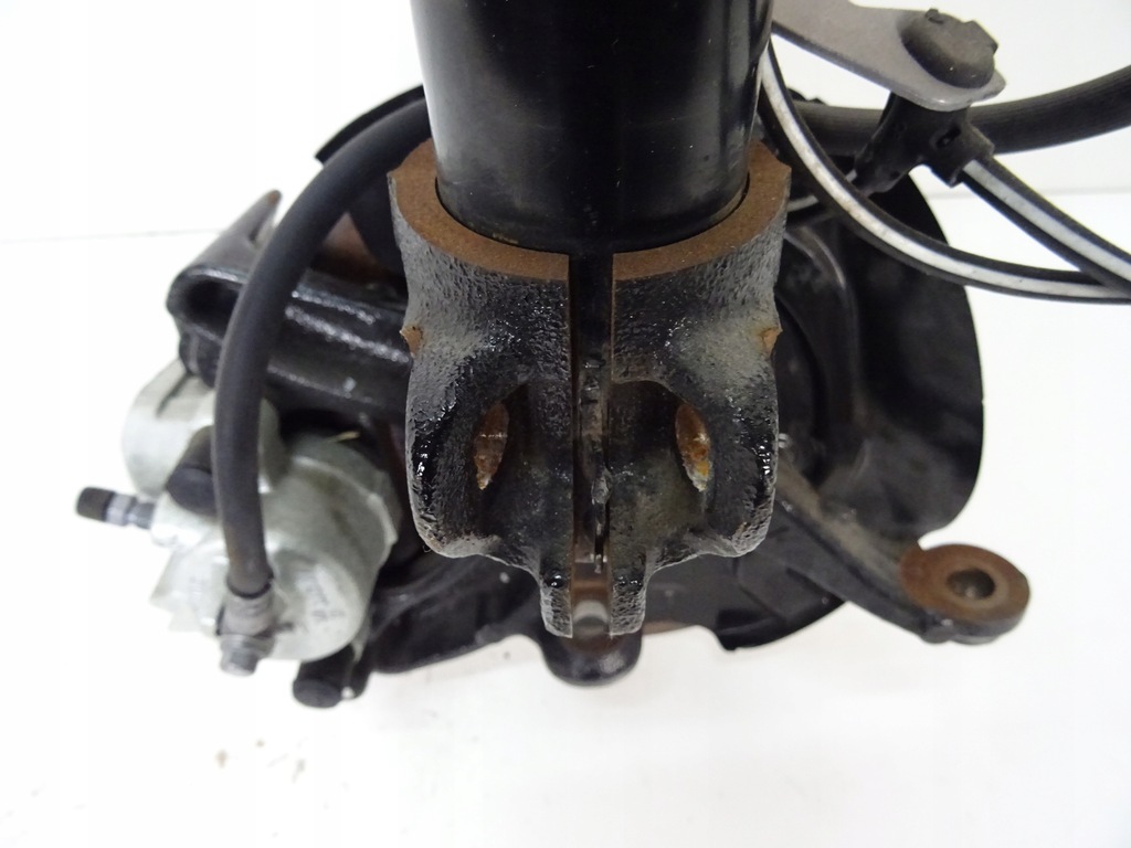 фото №13, Skoda kamiq 1.0 tsi амортизатор поворотный кулак правая 2q0256ad 2q0413031dl 2021r