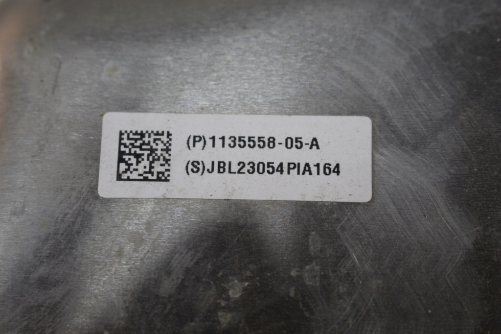 Модуль акумулятор tesla model iii 3 1135558-05-a 1093219-10-g Зі Шроту