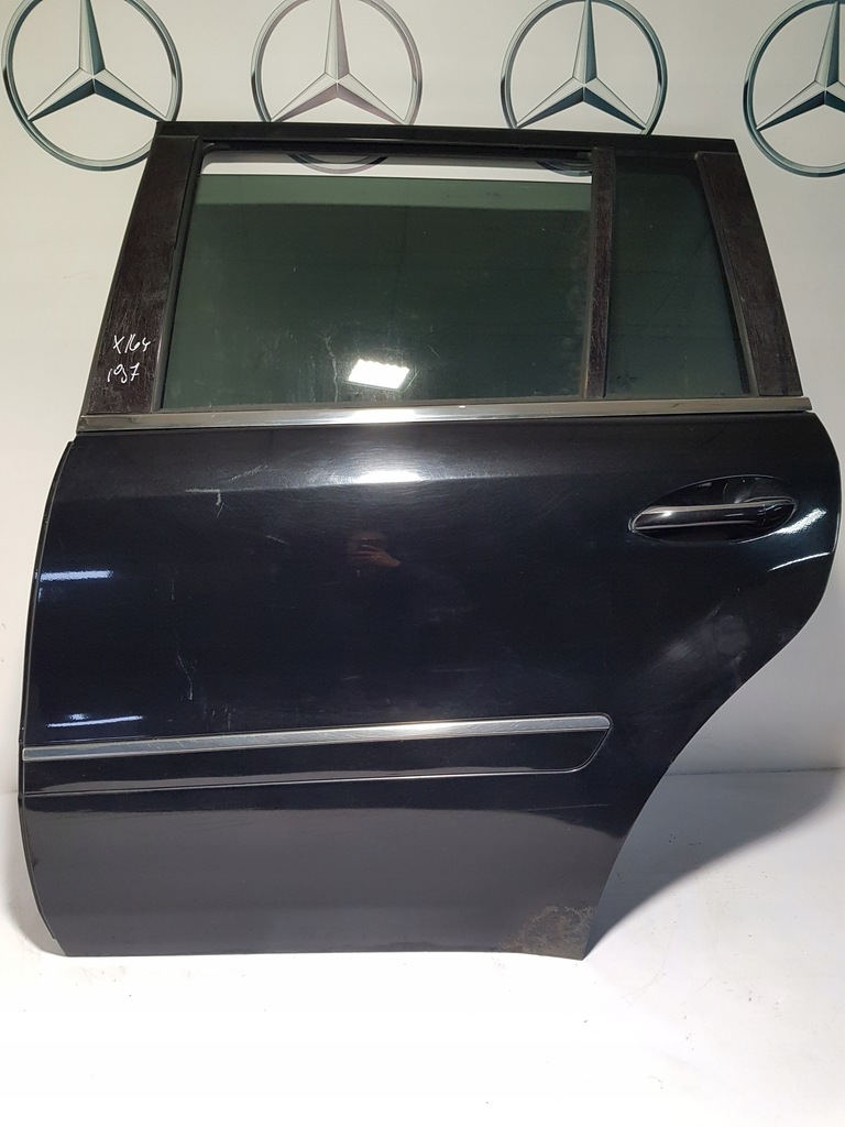 фото №1, Mercedes gl x164 дверь левый задняя c197 197