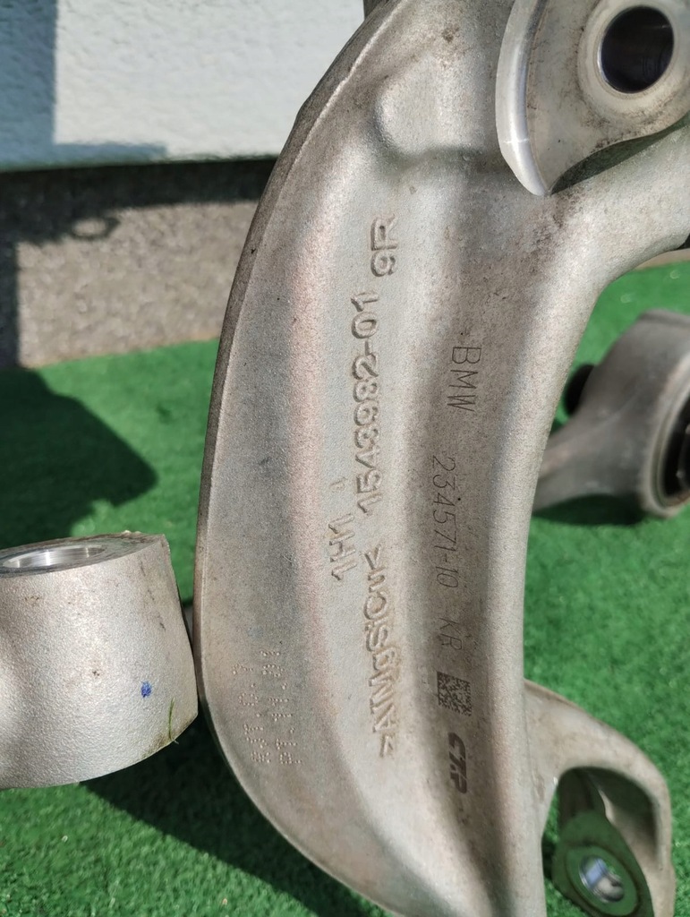 фото №8, Поворотный кулак рычаг ступица правый перед bmw xm g09 8837290 8845566 8091172