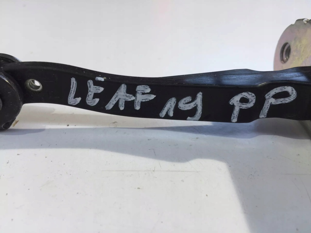 фото №5, Nissan leaf ii 2 2019 обмежувач двері перед l/p