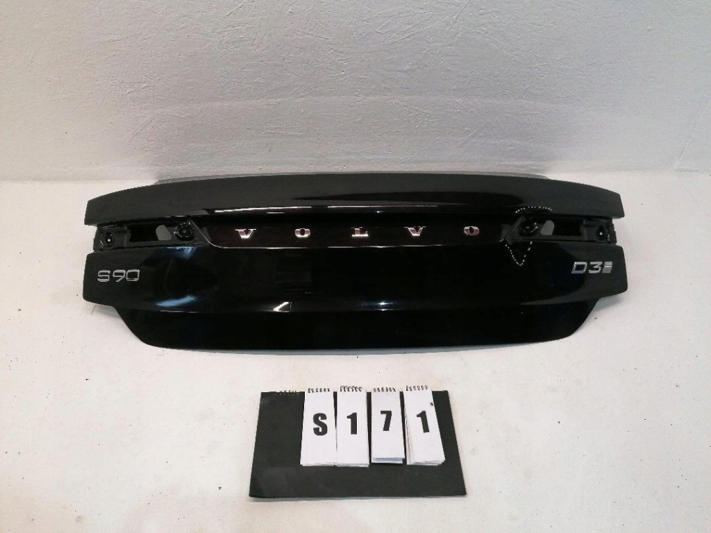 фото №1, Volvo s90 ii 16- крышка багажника задняя