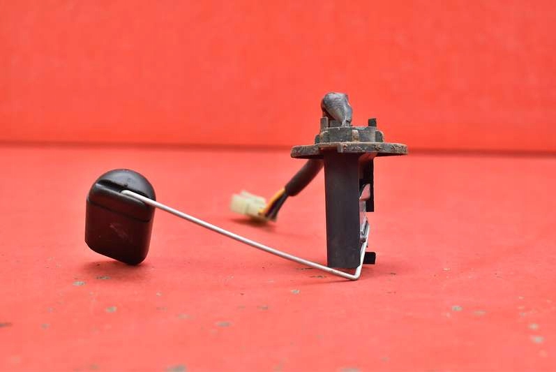 фото №6, Датчик рівня пального kymco agility city 16+ 125i 8 km 20r