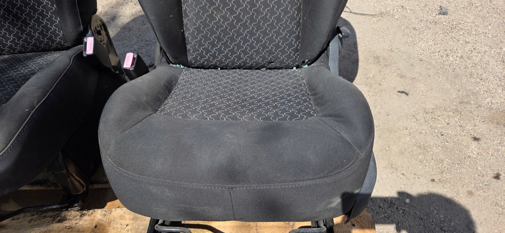 фото №2, Сиденье сиденья перед renault kangoo ii комплект 2011r