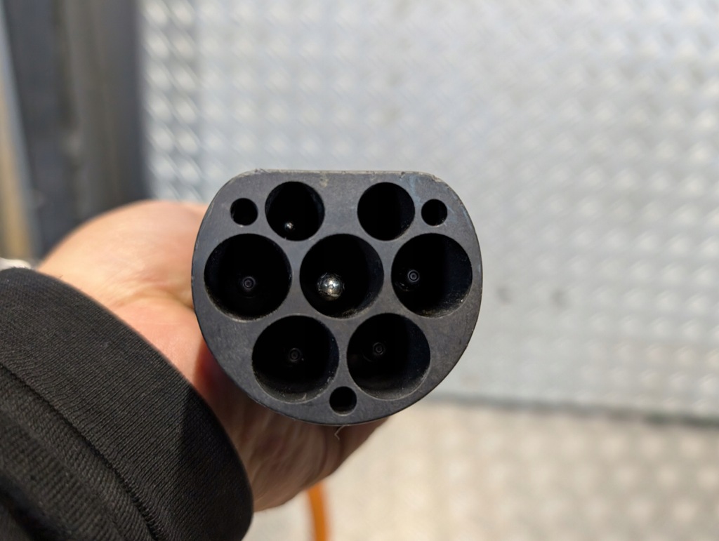 фото №10, Toyota rav4 2020- кабель шланг do зарядки pz42d-t0b15