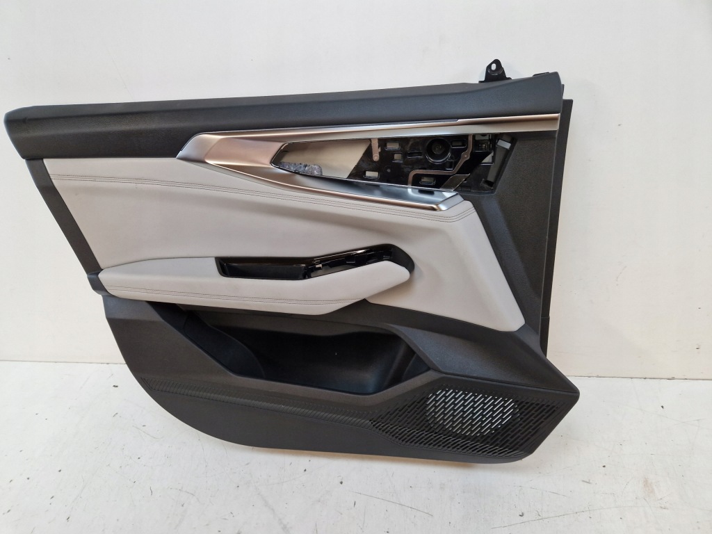 Renault austral левый обшивка дверь передних левых перед 809018683r с Разборки