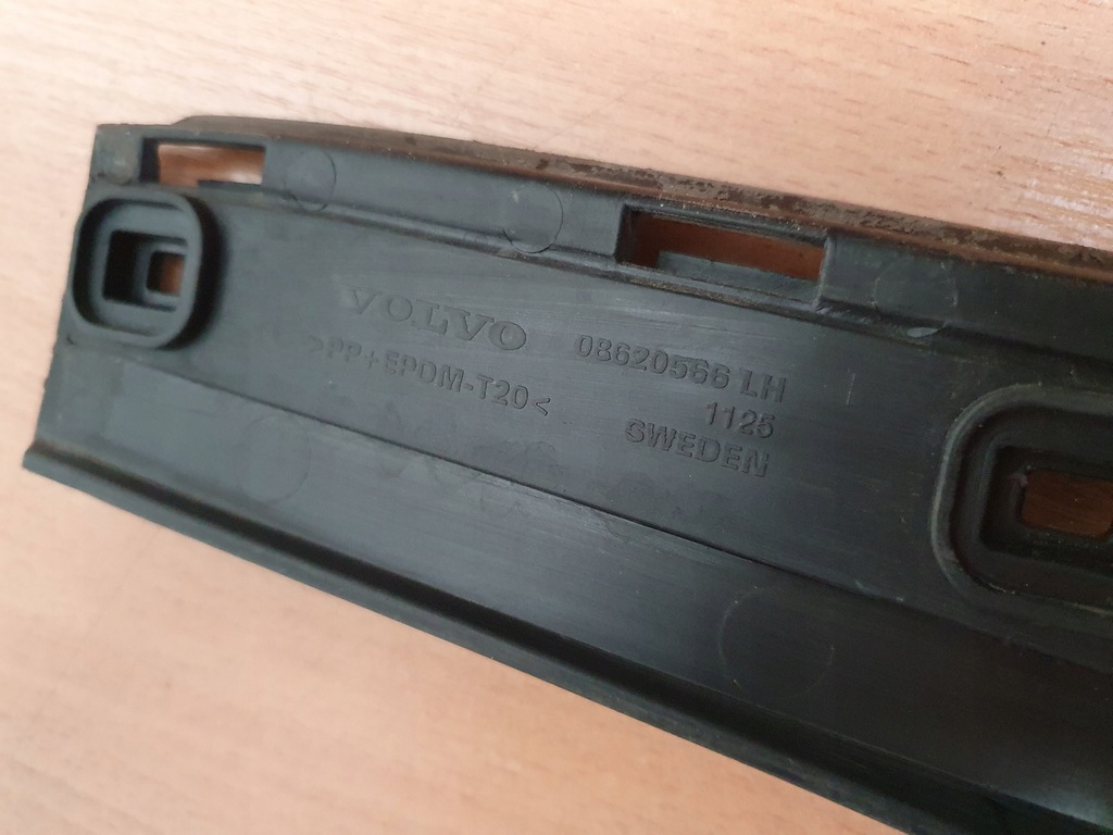 фото №6, Напрямна бампера задня правий лівий volvo xc90 i 06r 08620566 086205667 комплект