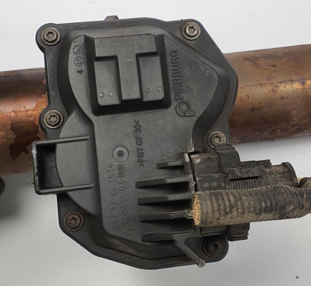 фото №4, Дросельна заслінка вихлопних газів труба mercedes w246 1.5 cdi 147bd8010r 50885503