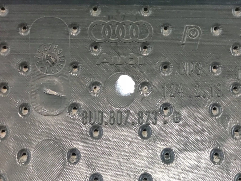 фото №10, Audi q3 спойлер накладка бампера перед 8u0807823