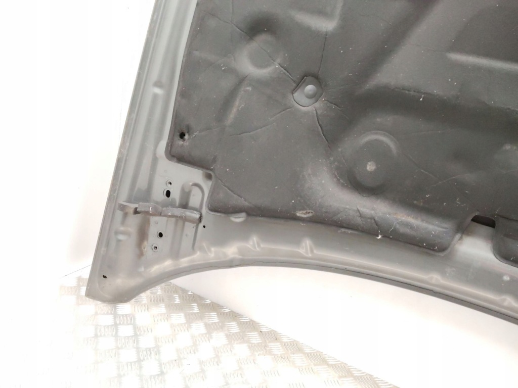 фото №16, 2006 jeep commander капот