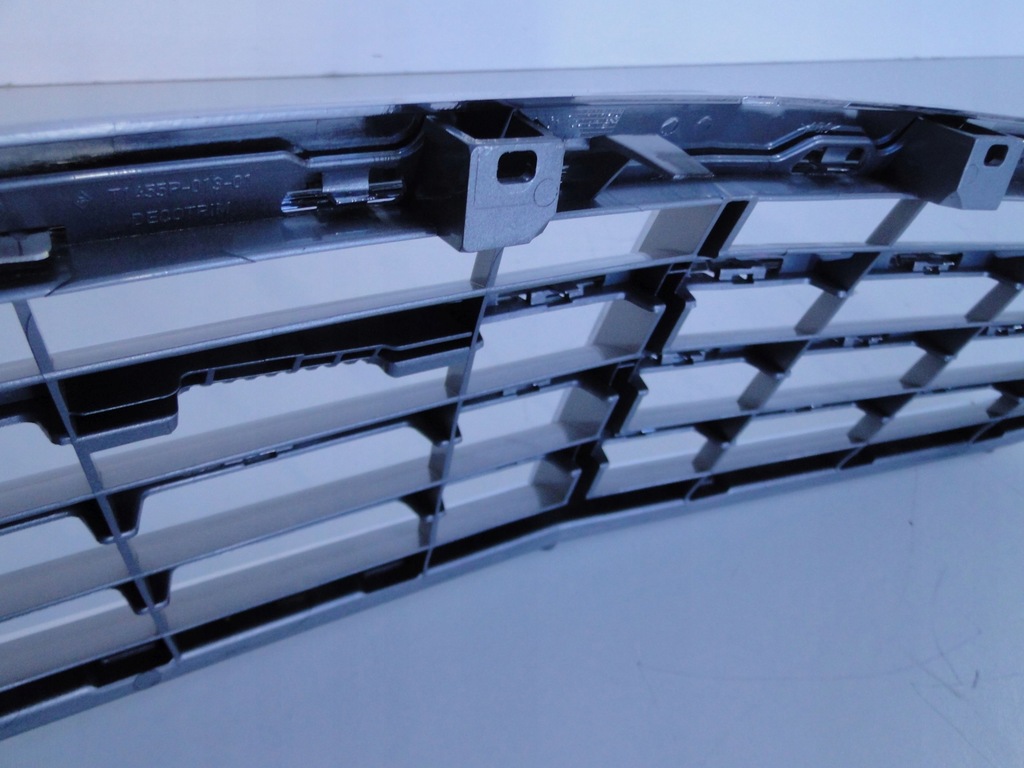 фото №15, Mercedes c 203 w203 lift решётка радиатора решётка радиатора бампера amg