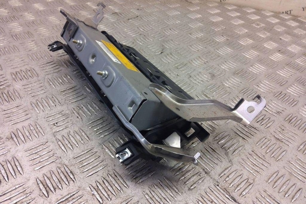 фото №10, Колінна подушка безпеки lexus nx _z1_ tg11d01003 2.49l 2019