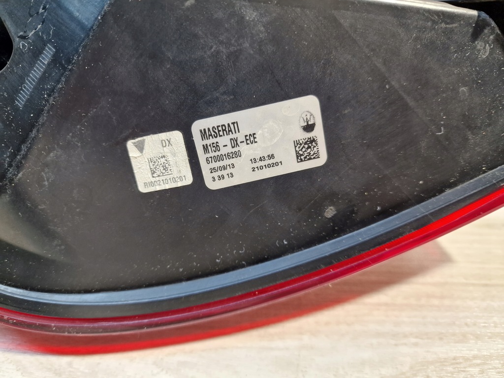 фото №7, Maserati quattroporte 13+ лампа задня права europa