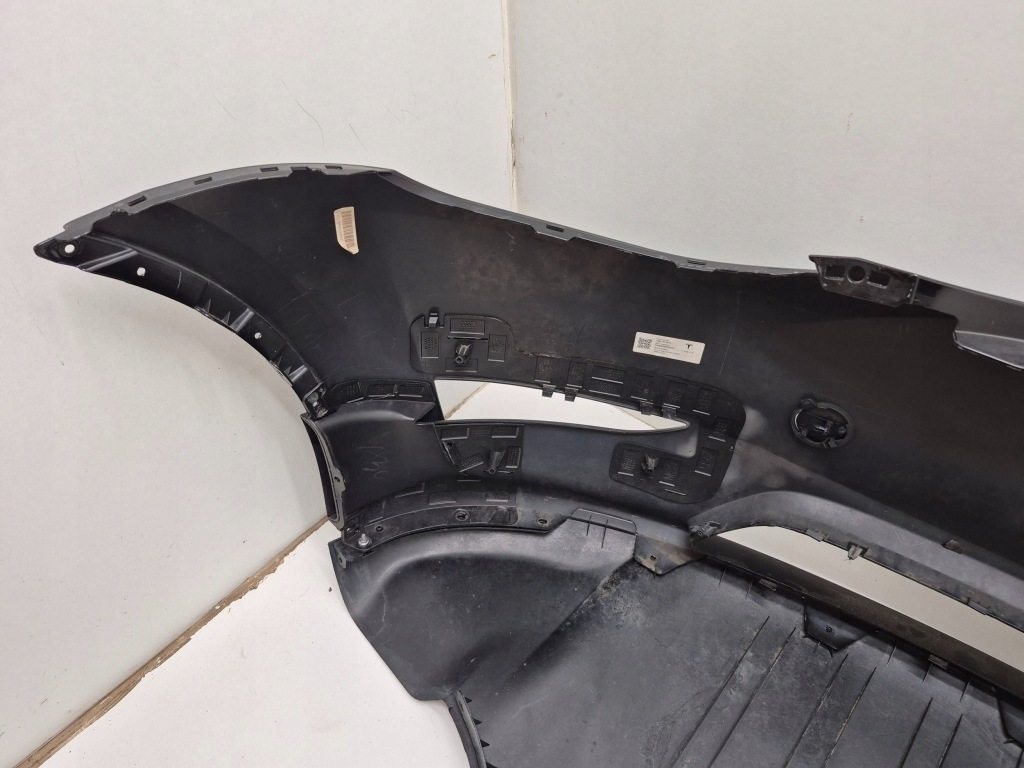 Tesla model y бампер передній bez pdc Оригінал