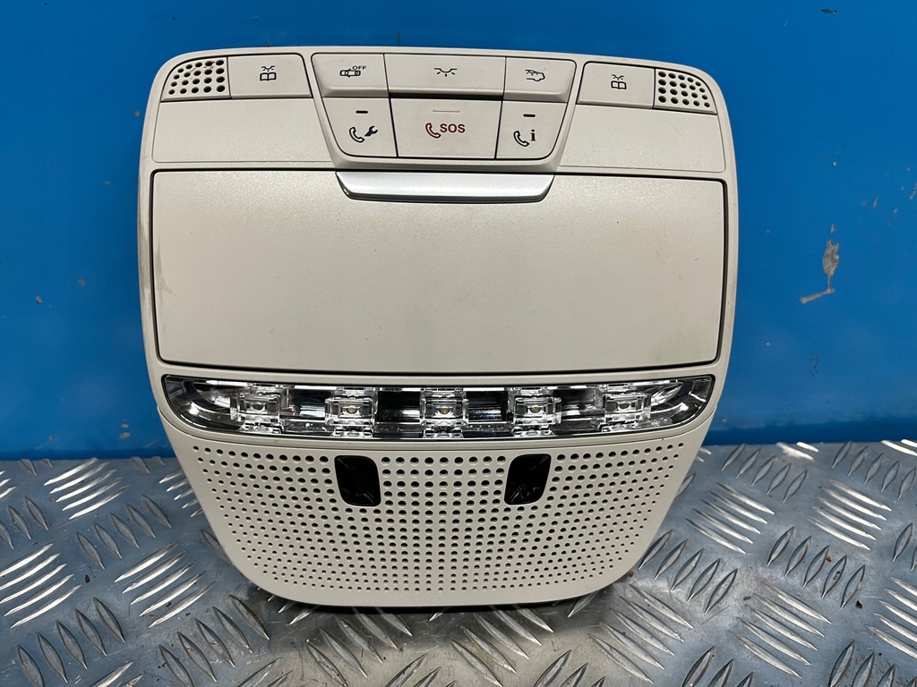 фото №1, Mercedes w205 лампа освещение кабины