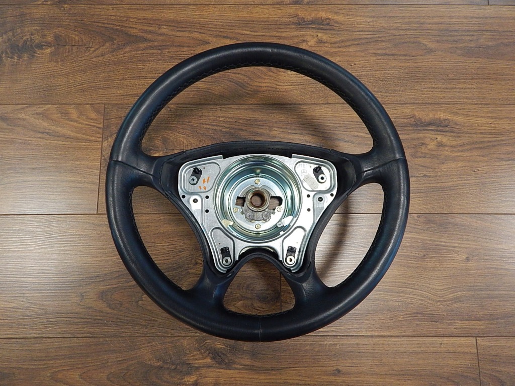 фото №1, Повітропровід mercedes slk r170 шкіра оригінал