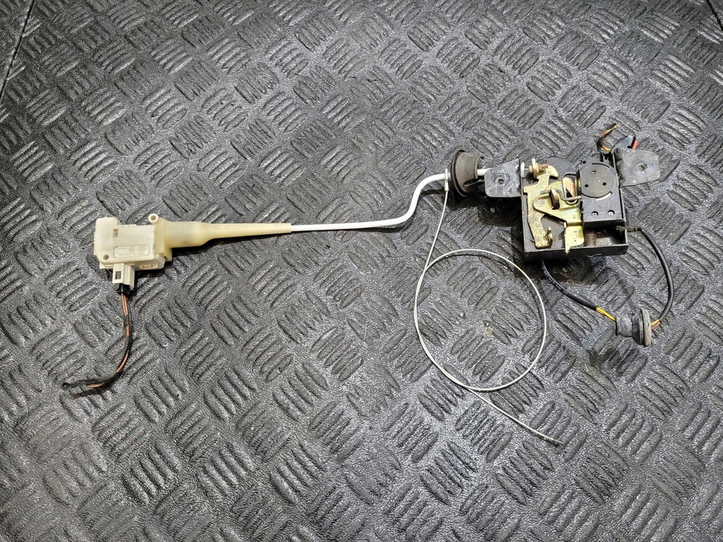 фото №1, Замок капот 99751105300 porsche boxster cayman s 987