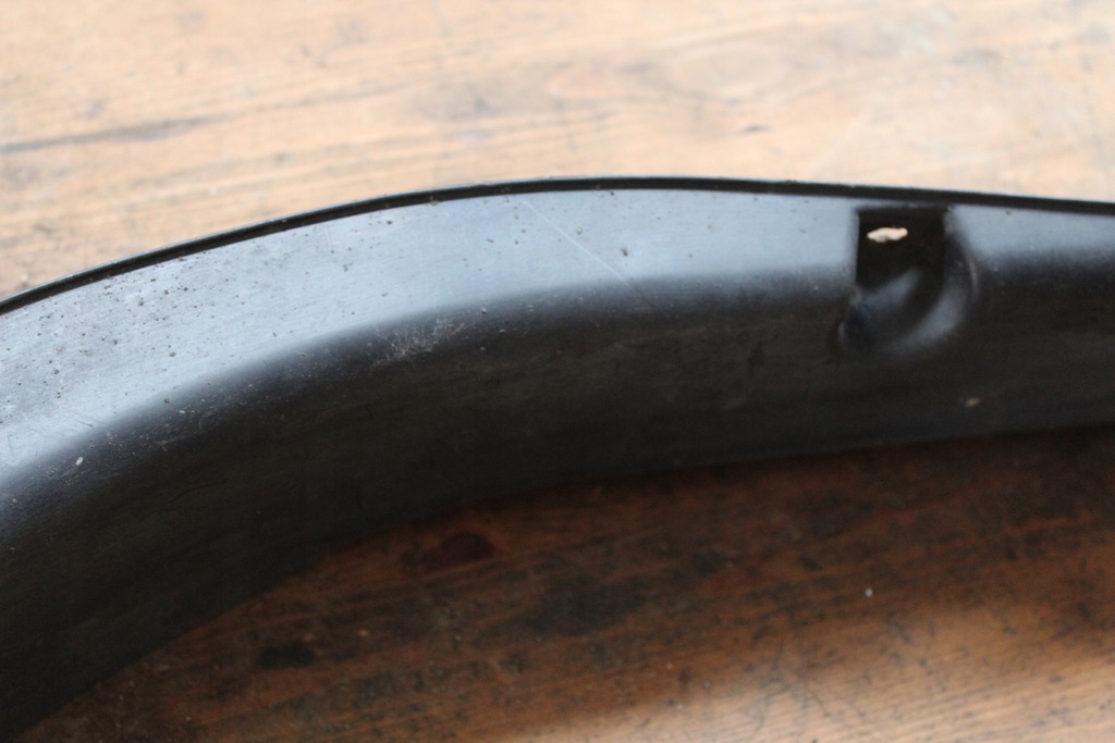 фото №8, Захист підкрилок правий задня avensis verso 87268-44020