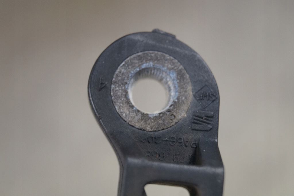 фото №5, Рычаг дворники задняя seat toledo iii 04-09