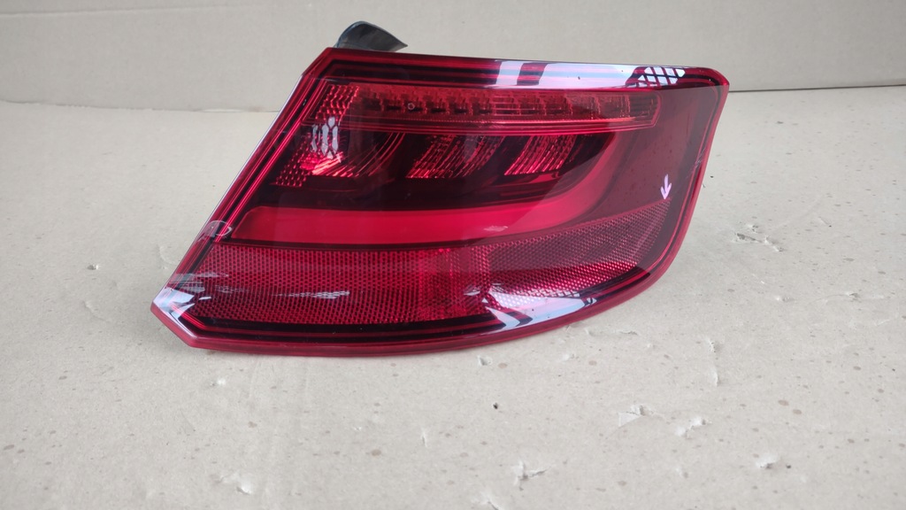 фото №1, Лампа задня audi a3 8v4 sportback w крила права