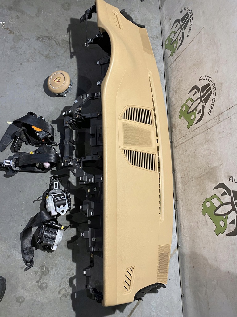 фото №10, Porsche macan 95b панель приладів консоль ремені