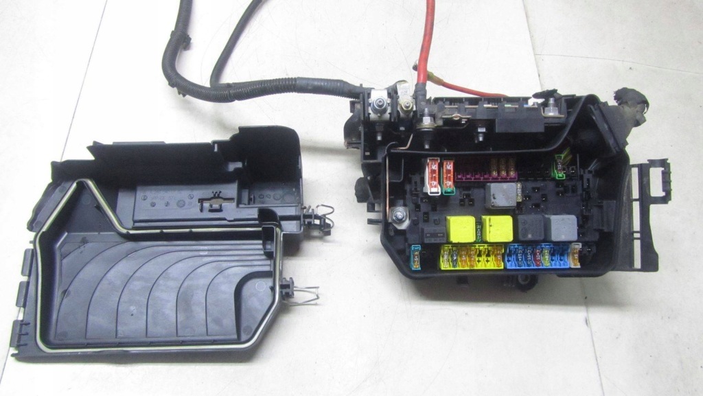 фото №1, Mercedes gla w156 x156 2.2 коробка предохранителей 13-