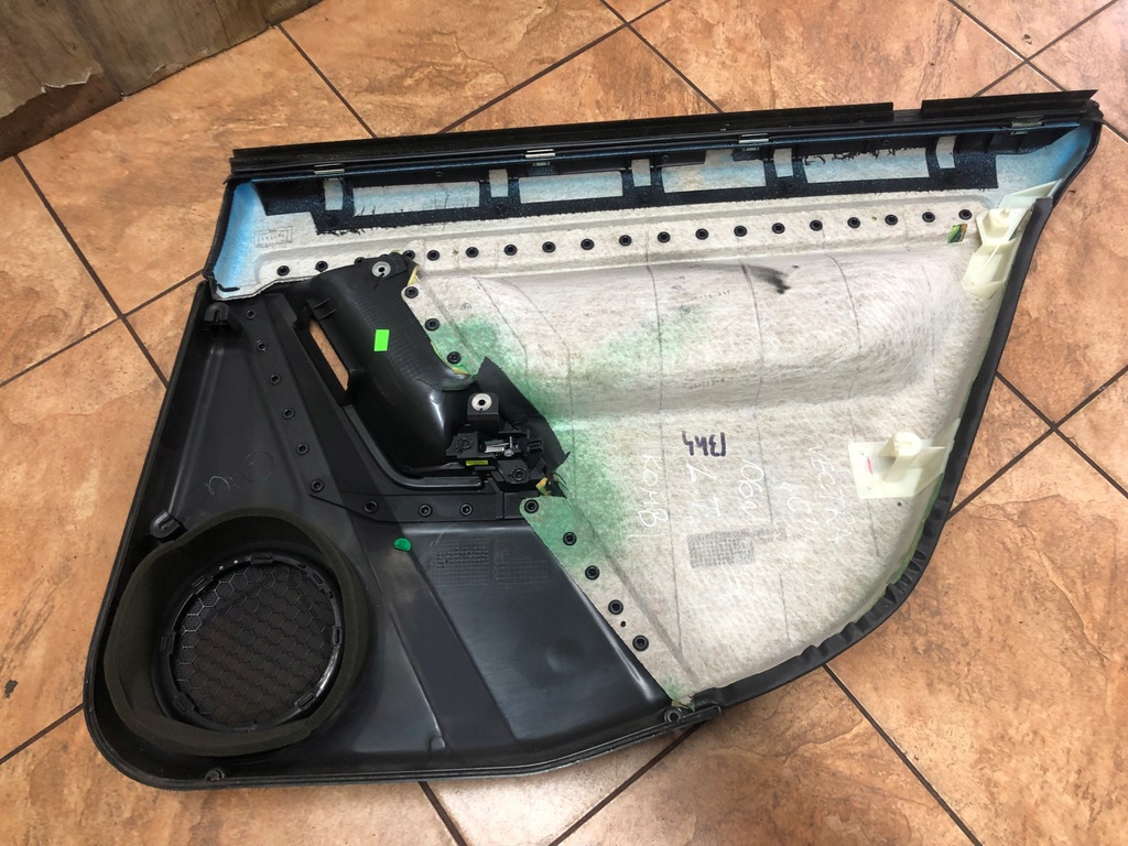 фото №7, Vectra c 3.0cdti 06' обшивка двері лівий задня