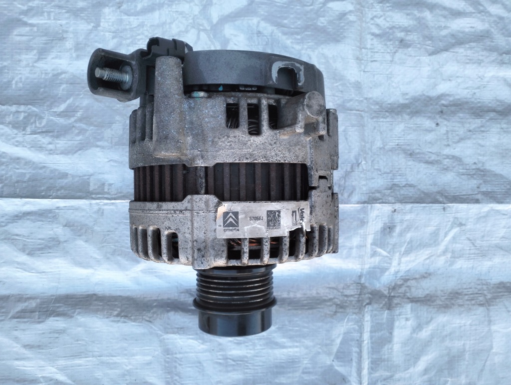 Генератор bosch citroen c5 3 x7 2.7 hdi v6 204km 0121715001 9657129680 с Разборки
