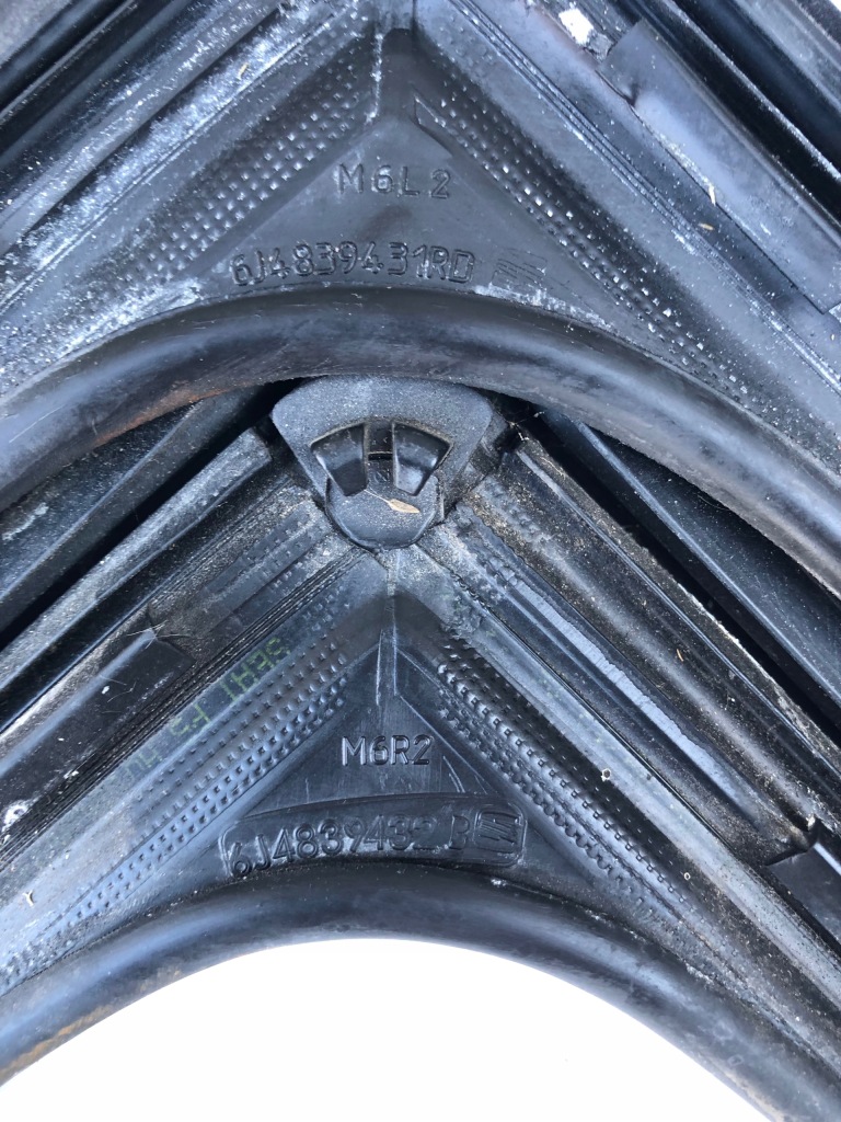 фото №2, Seat ibiza iv ущільнювачі права+ ліва задня комплект