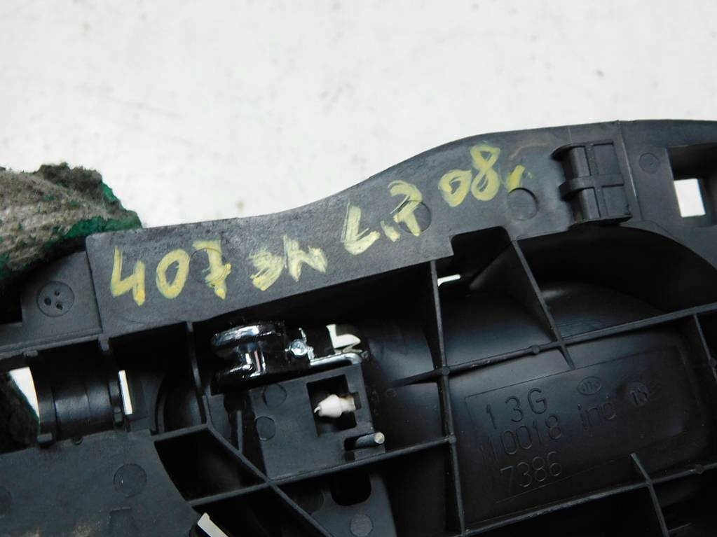 фото №8, Peugeot 407 sw 2008r ручка внутренняя правый перед