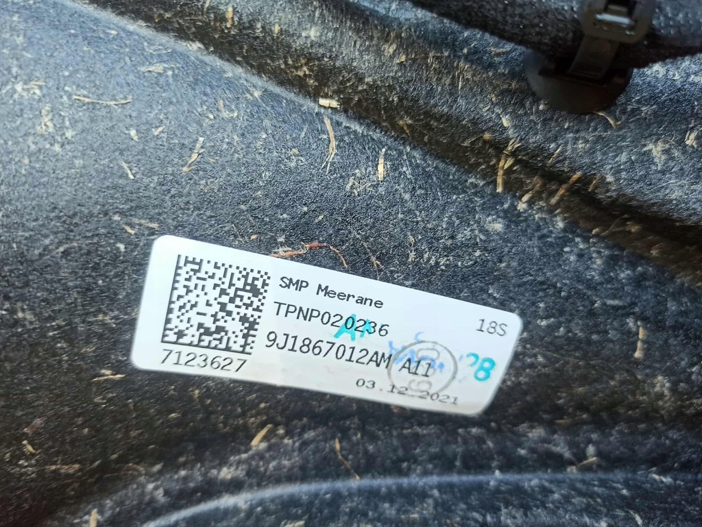 фото №12, Porsche taycan 4s gran turismo cross обшивка дверь перед задняя левый правый